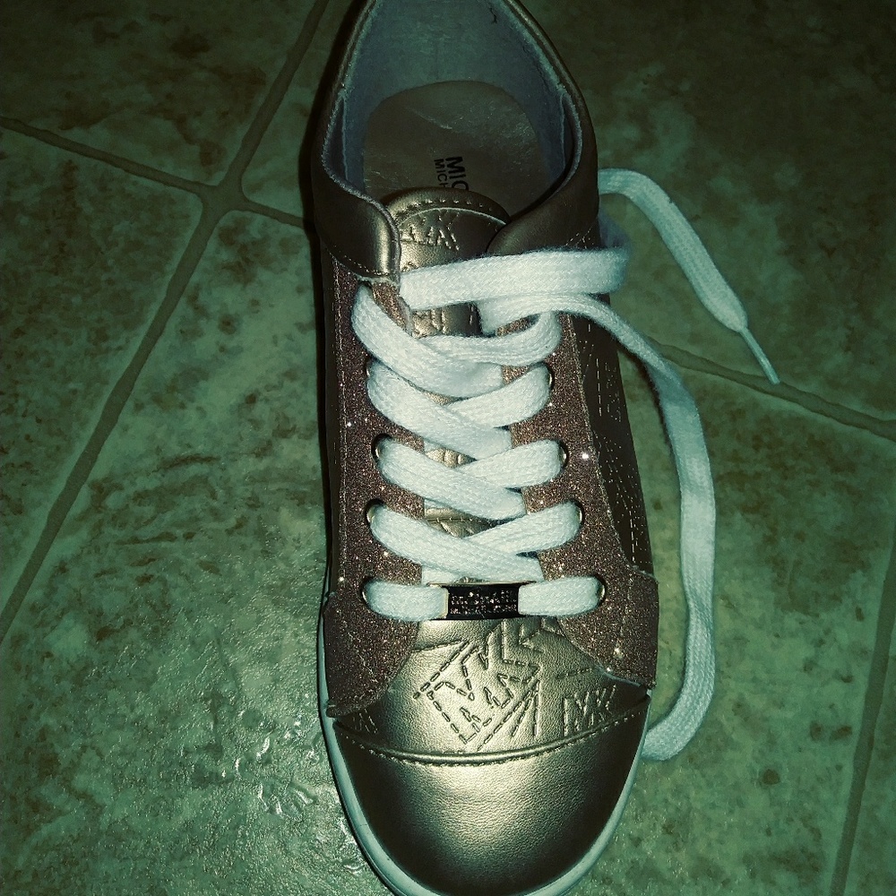 Michael Kors shoes - Picture 3 of 6